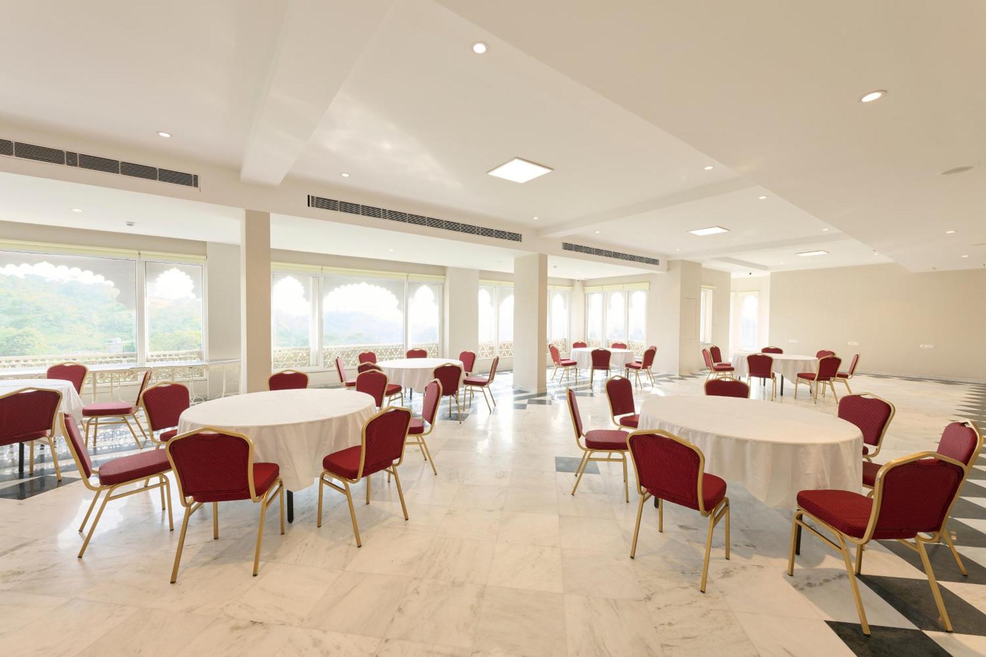 Renest Kumbhalgarh Hotell Eksteriør bilde