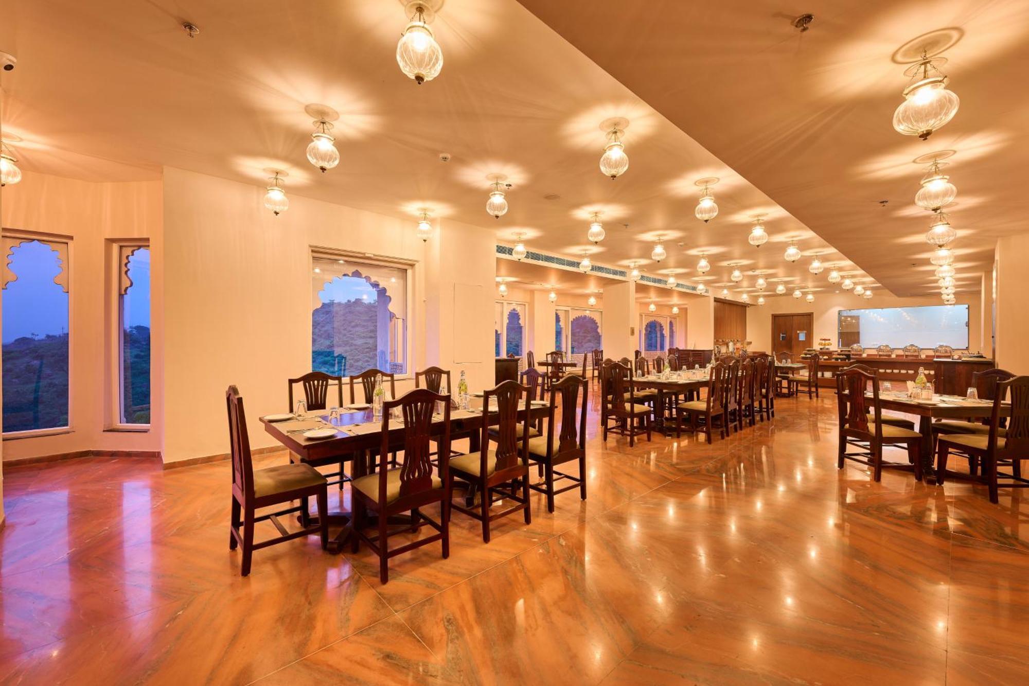 Renest Kumbhalgarh Hotell Eksteriør bilde
